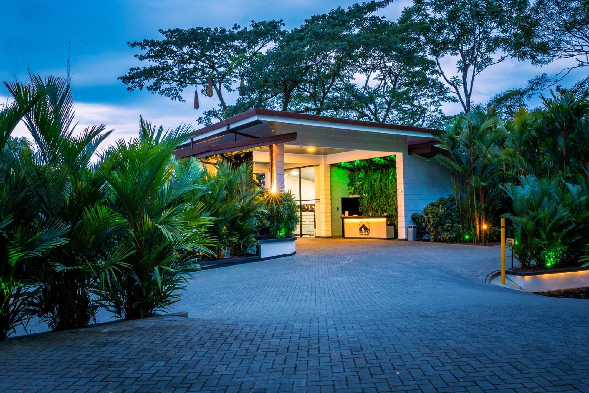 Hotel Boutique Casa Del Rio La Fortuna Luaran gambar
